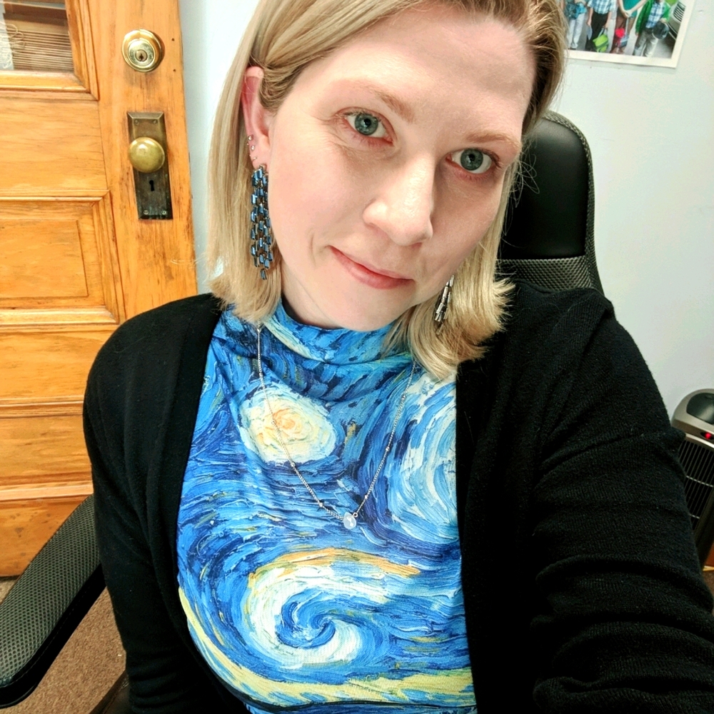 Meet your Posher, Caroline